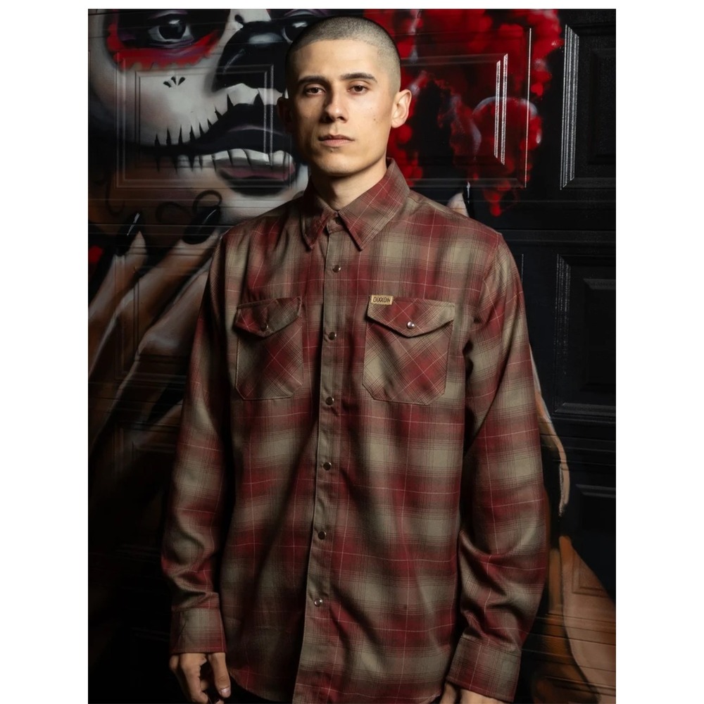 Dixxon Flannel Co The Juarez 10YR Plaid Shirt Red Olive Green Mens Small D-Tech